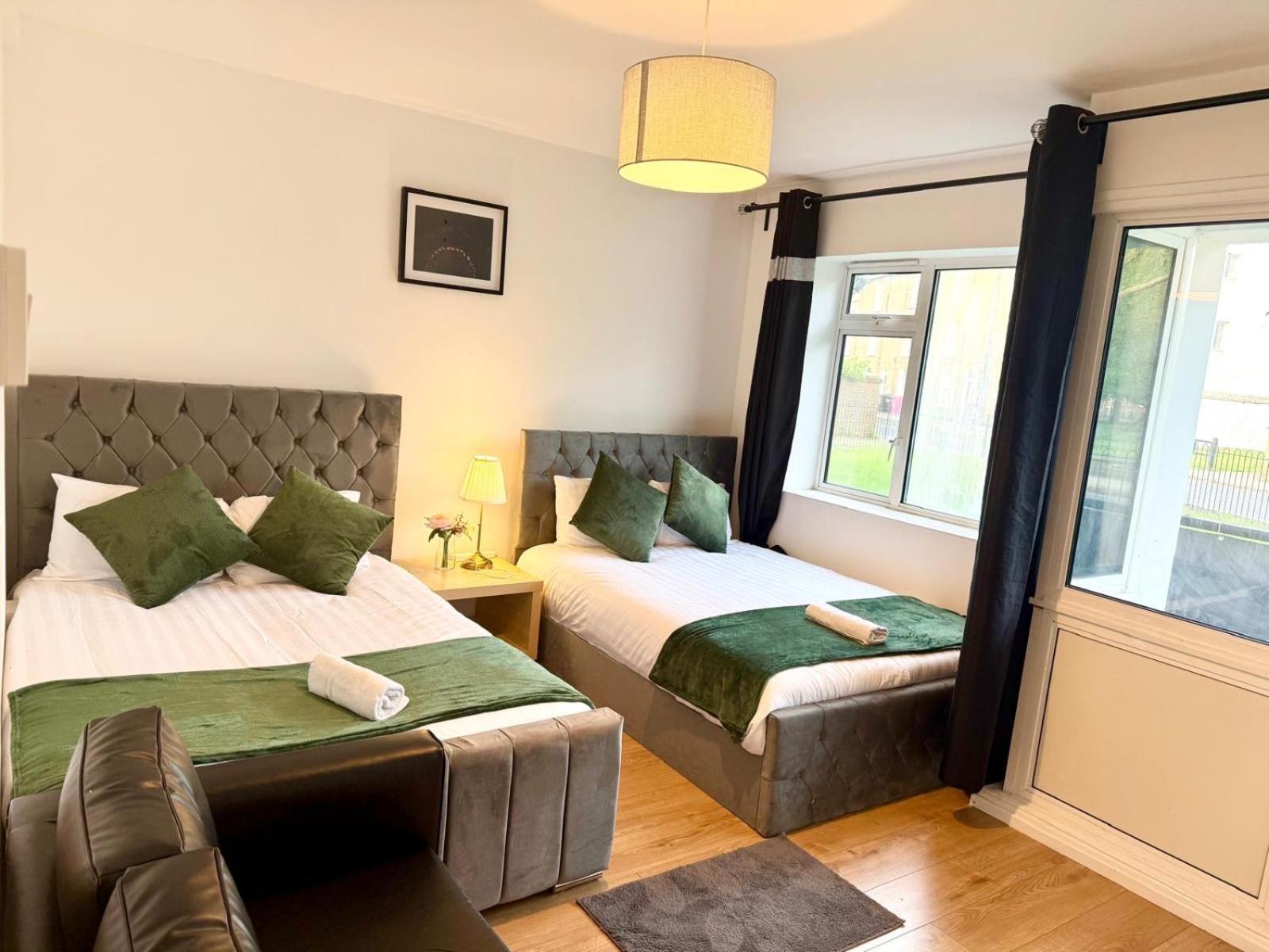 Apartment Poplar Canary Wharf O2 Excel